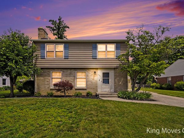 1821 Eastbrook Street SE, Grand Rapids, MI 49508