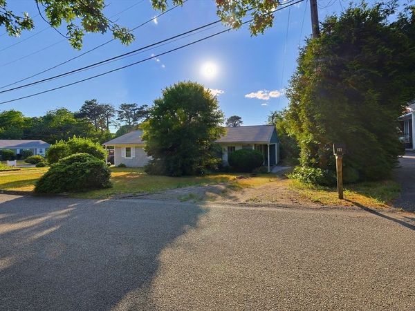 18 Cobb Ave, Unit 18, Yarmouth, MA 02675