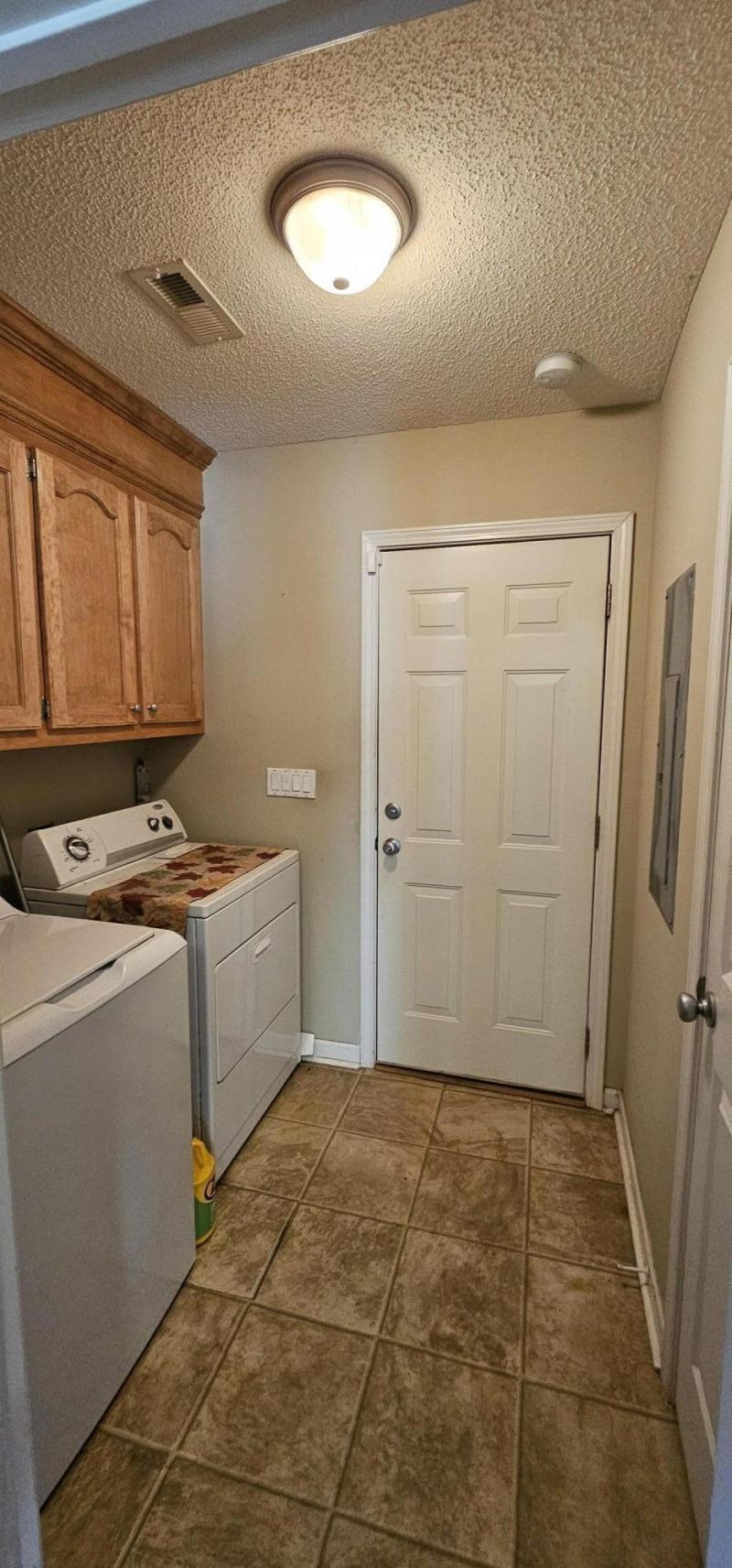 2755 Navigator Circle Photo 14