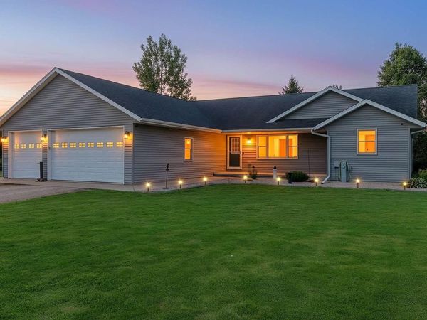 3415 DELHI ROAD, Omro, WI 54963