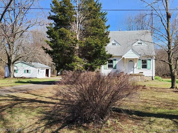2970 Range Road, Port Huron Twp, MI 48060