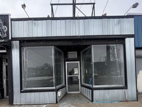 3612 FENTON Road , Flint, MI 48507