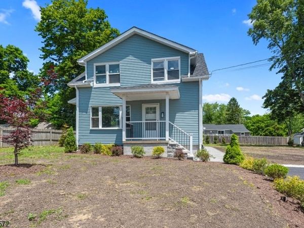 20 Corwin St, Roxbury, NJ 07847