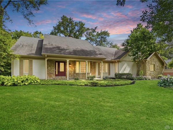 947 Brittany Hills Drive, Washington TWP, OH 45459