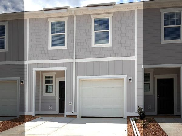 222 Darlington Dr , Dickson, TN 37055