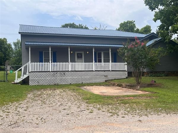 801 N 2nd Street, Seminole, OK 74868