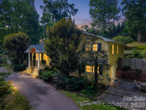 111 Dogwood Drive , Black Mountain, NC 28711
