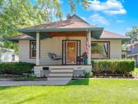 639 S 2nd Street, West Dundee, IL 60118 primary photo