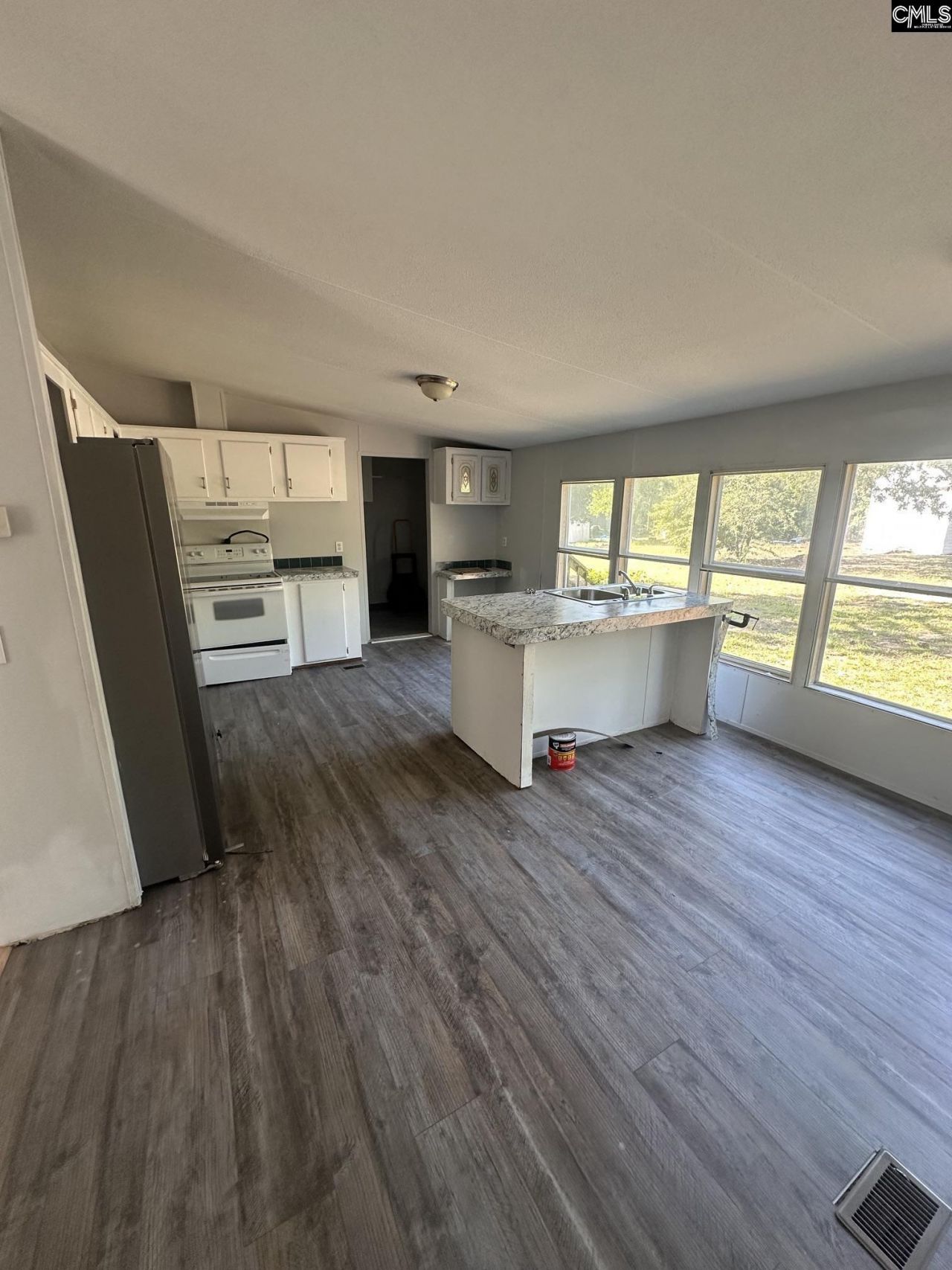 180 Deer Moss Trail Photo 11