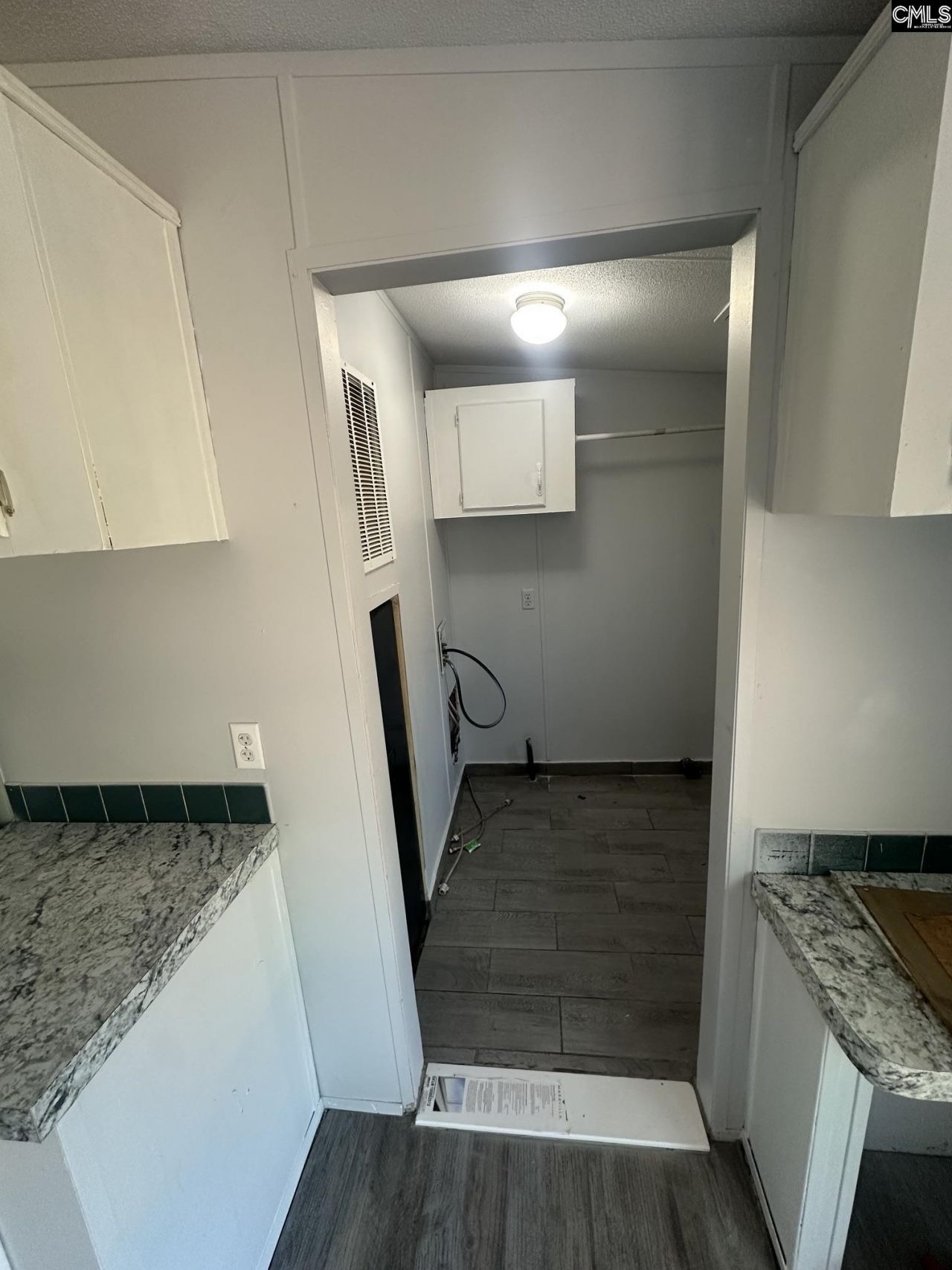 180 Deer Moss Trail Photo 15