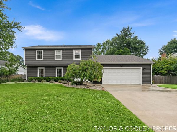 6269 Eagle Ridge Drive, Kalamazoo, MI 49004