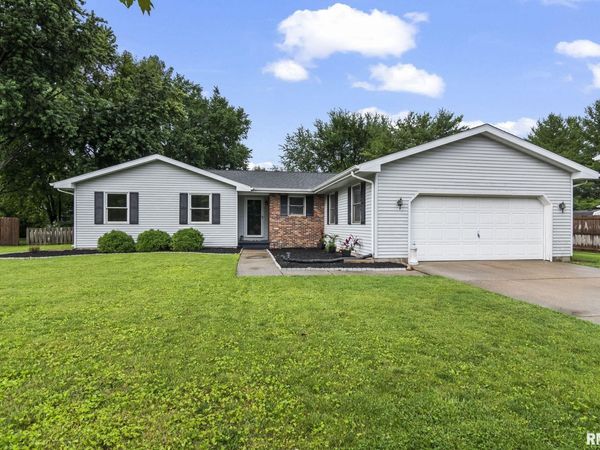 2421 MAYFAIR Road, Springfield, IL 62703