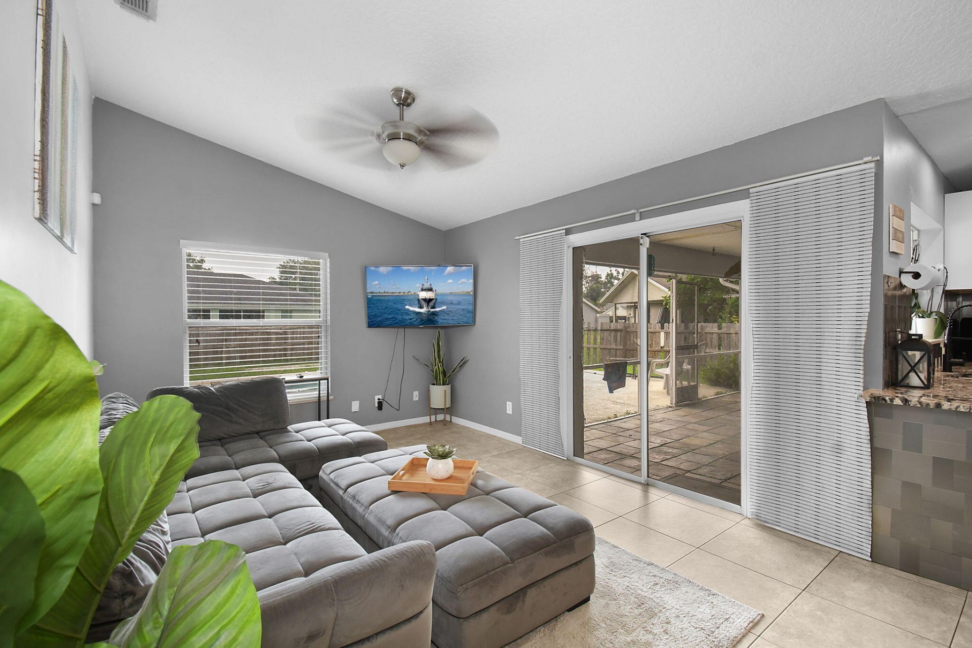 6915 NW Hershy Circle, Port Saint Lucie, FL 34983 Photo