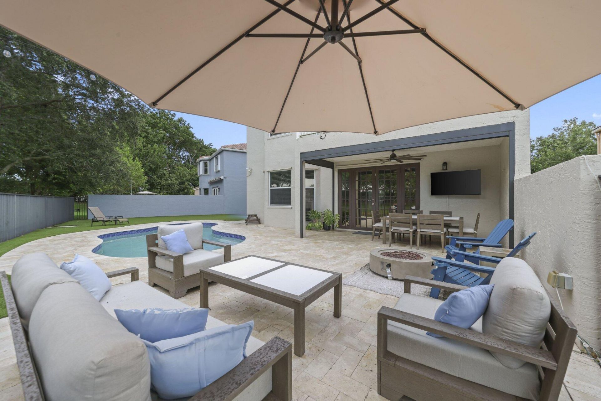 7518 Oak Grove Circle, Lake Worth, FL 33467 Photo