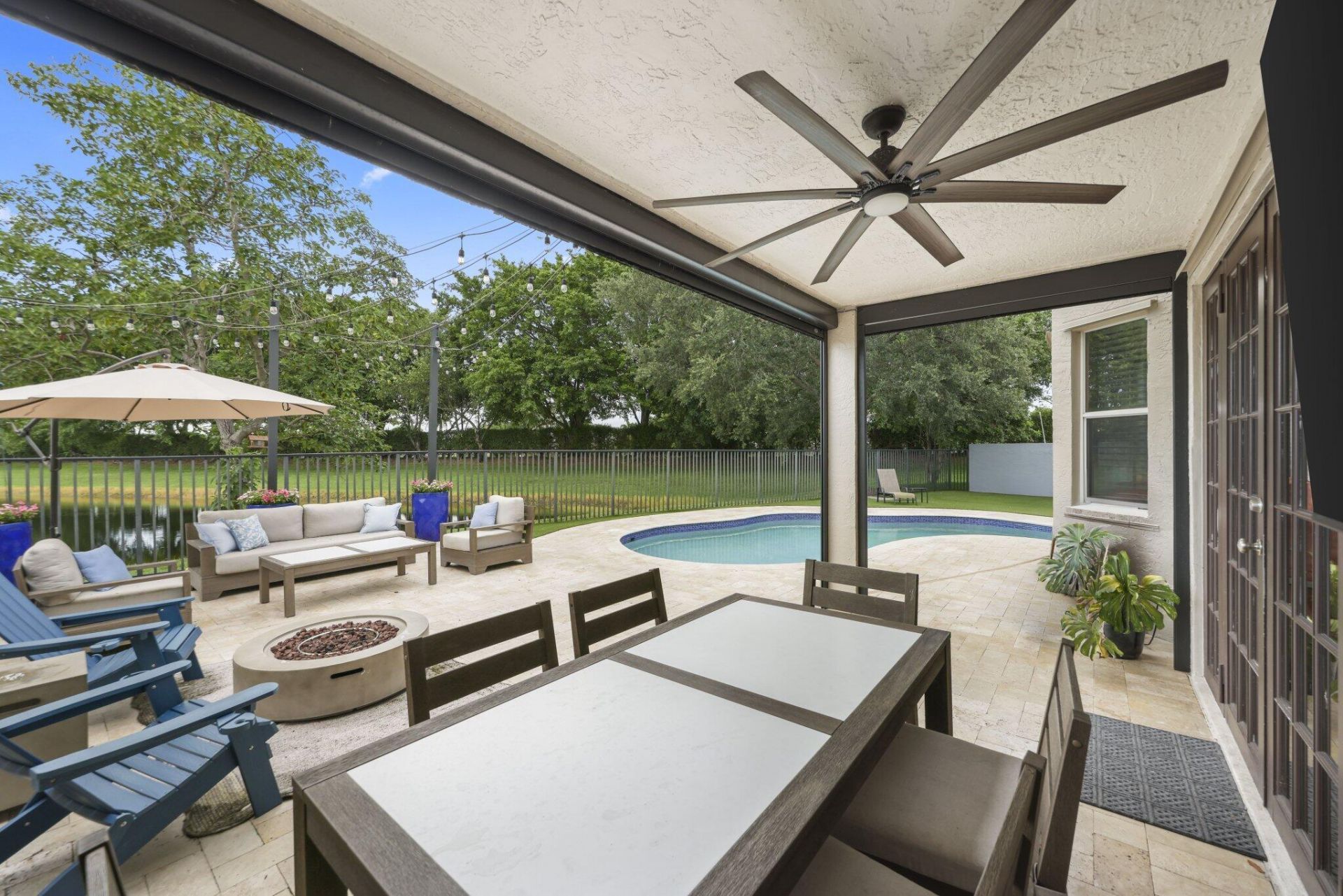 7518 Oak Grove Circle, Lake Worth, FL 33467 Photo