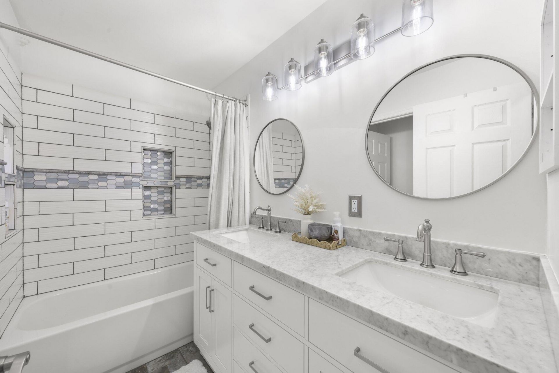7518 Oak Grove Circle, Lake Worth, FL 33467 Photo