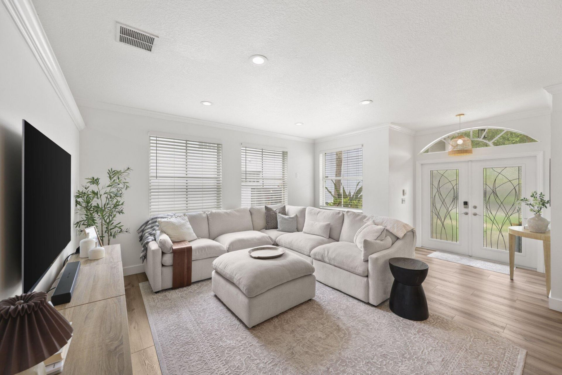 7518 Oak Grove Circle, Lake Worth, FL 33467 Photo
