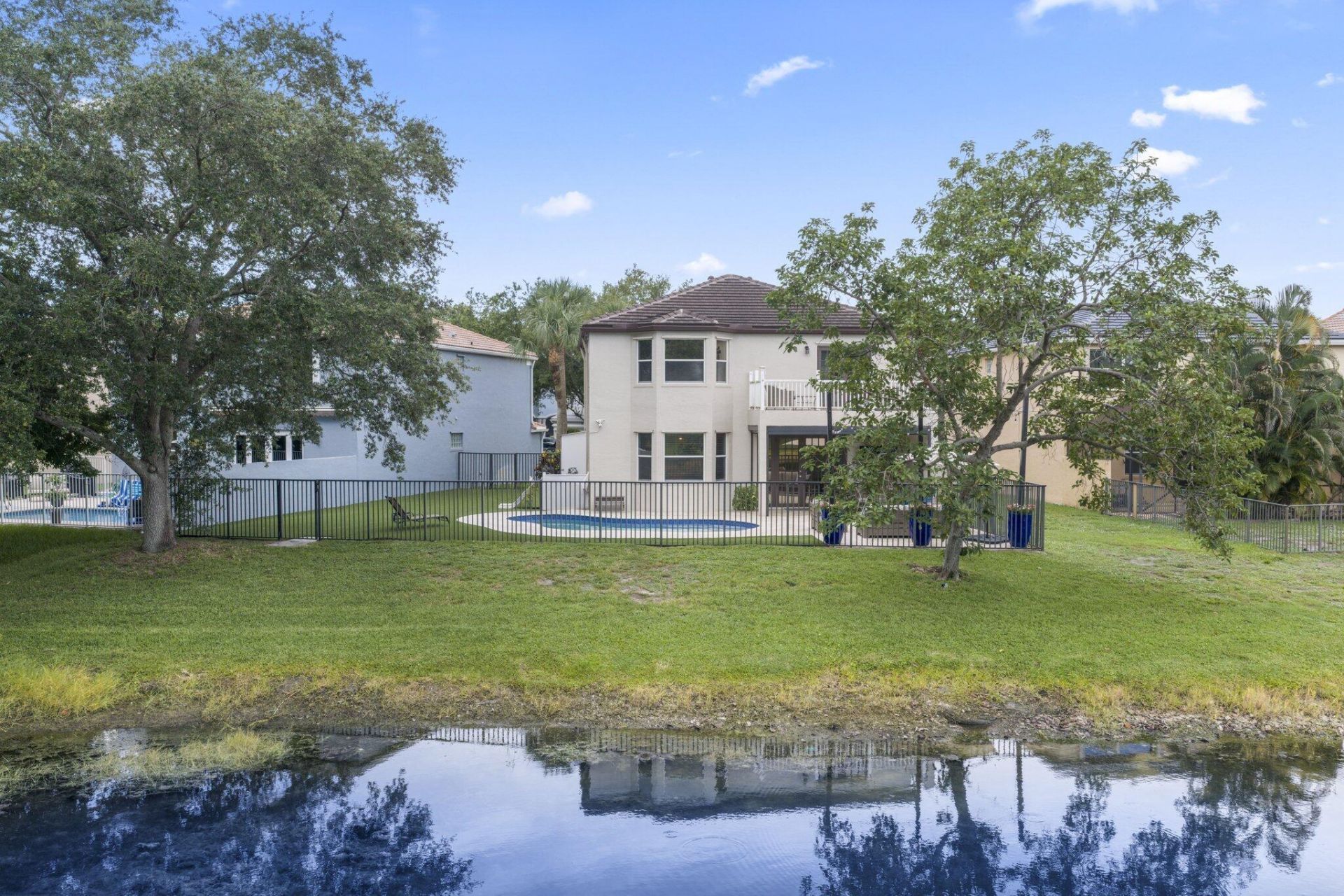 7518 Oak Grove Circle, Lake Worth, FL 33467 Photo