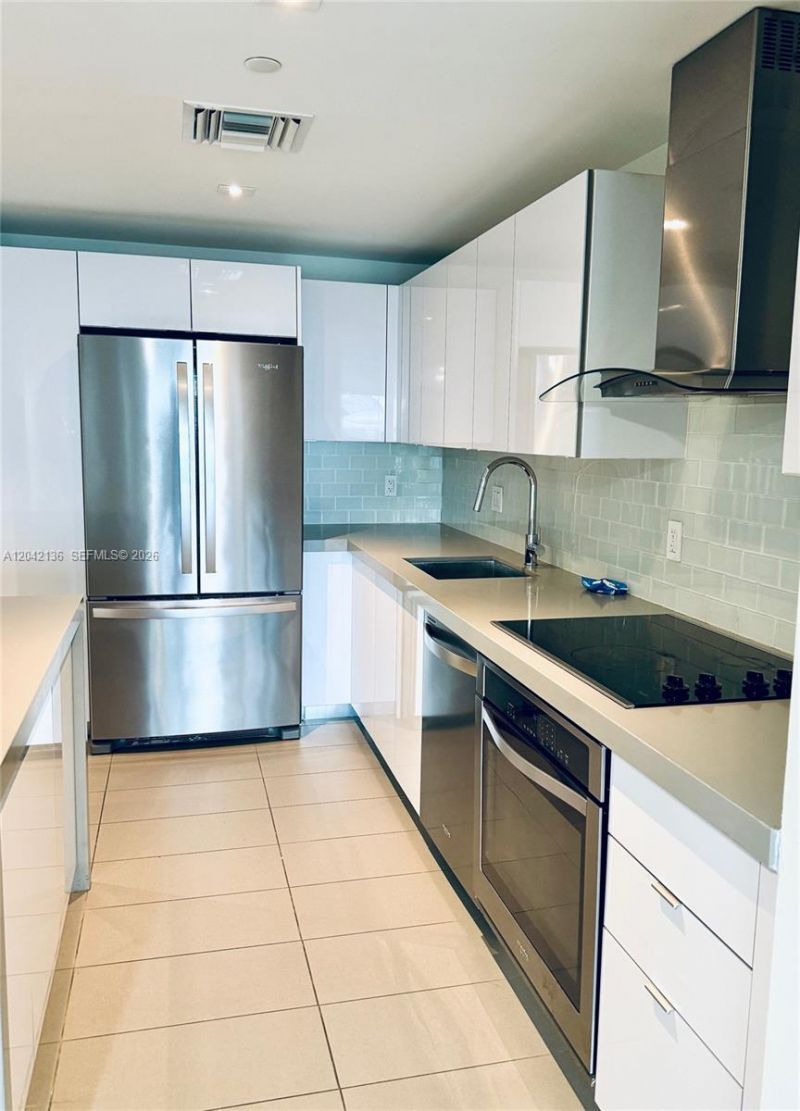 1600 NE 1, Unit 1915, Miami, FL 33132 Photo
