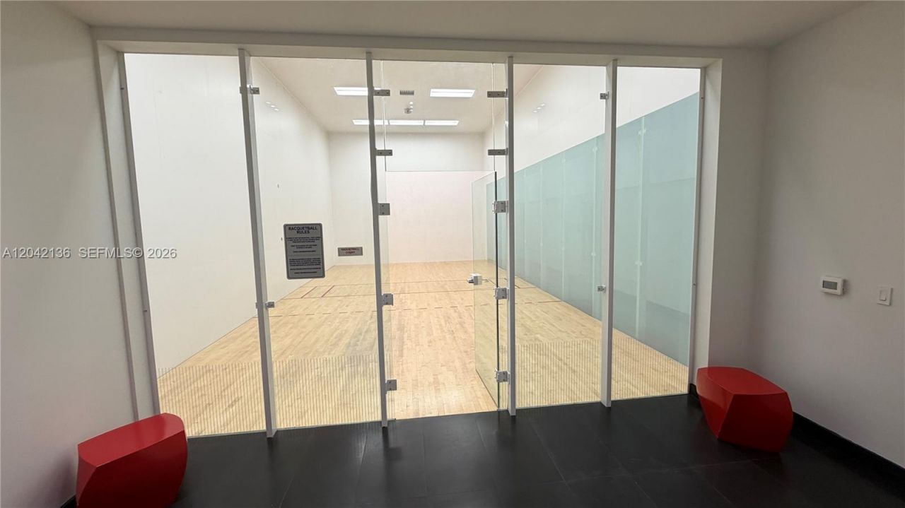 1600 NE 1, Unit 1915, Miami, FL 33132 Photo