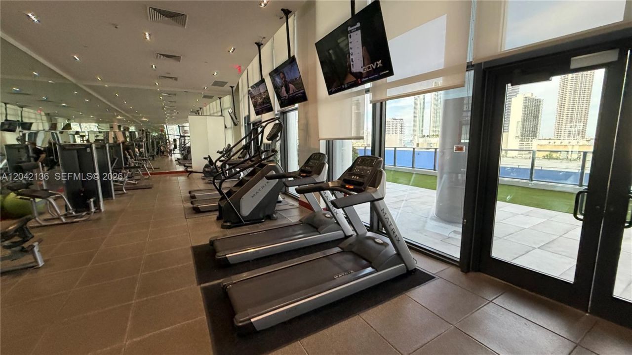 1600 NE 1, Unit 1915, Miami, FL 33132 Photo