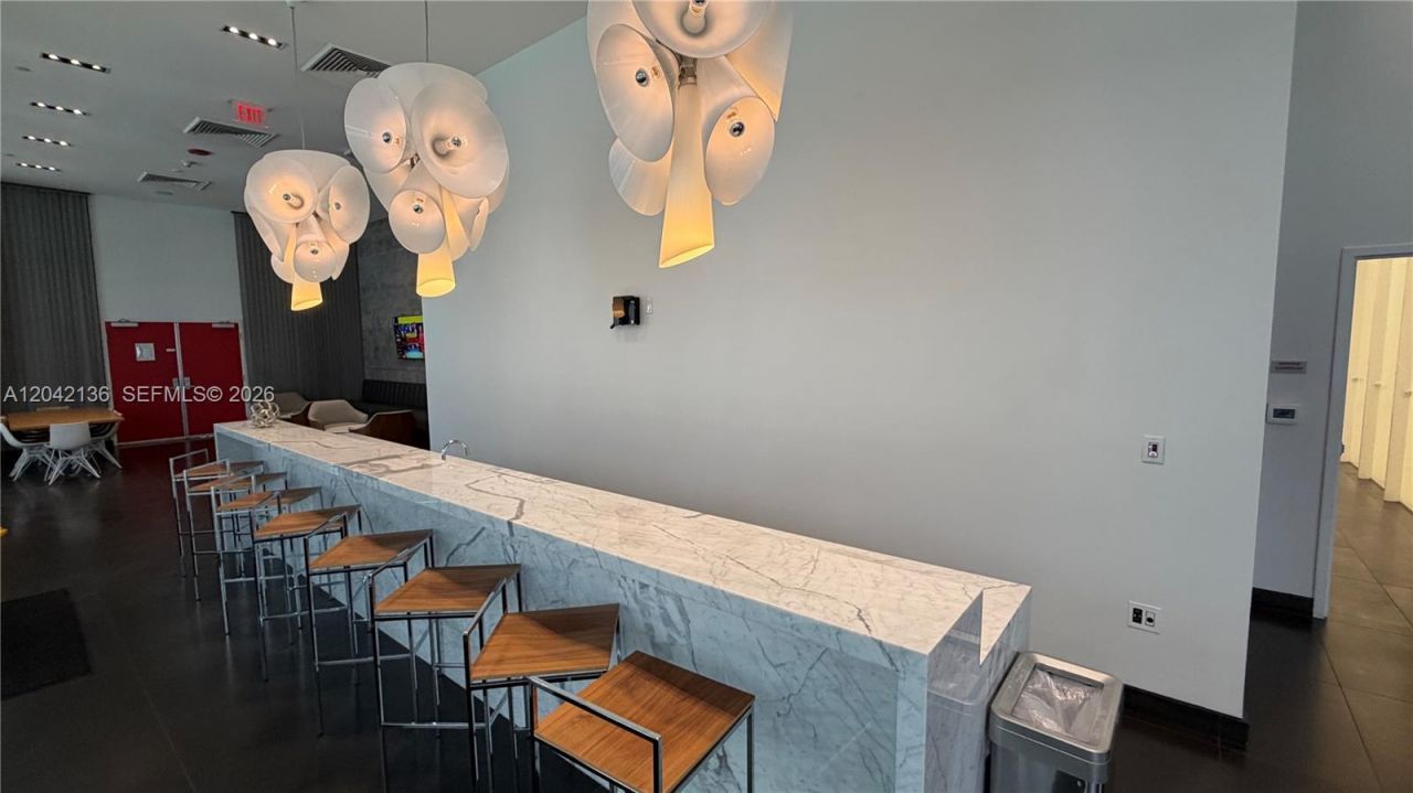 1600 NE 1, Unit 1915, Miami, FL 33132 Photo