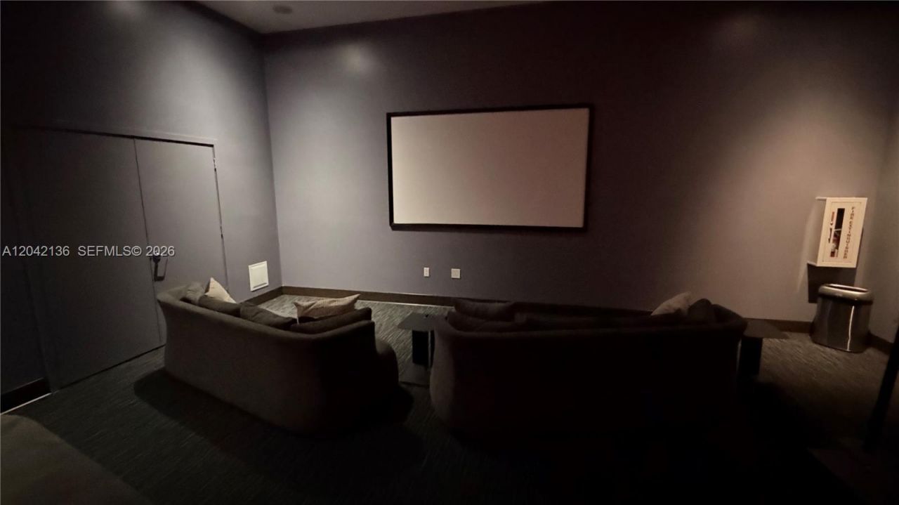 1600 NE 1, Unit 1915, Miami, FL 33132 Photo