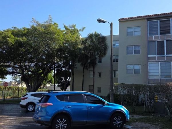 1800 SW 81st Ave , Unit 1417, North Lauderdale, FL 33068