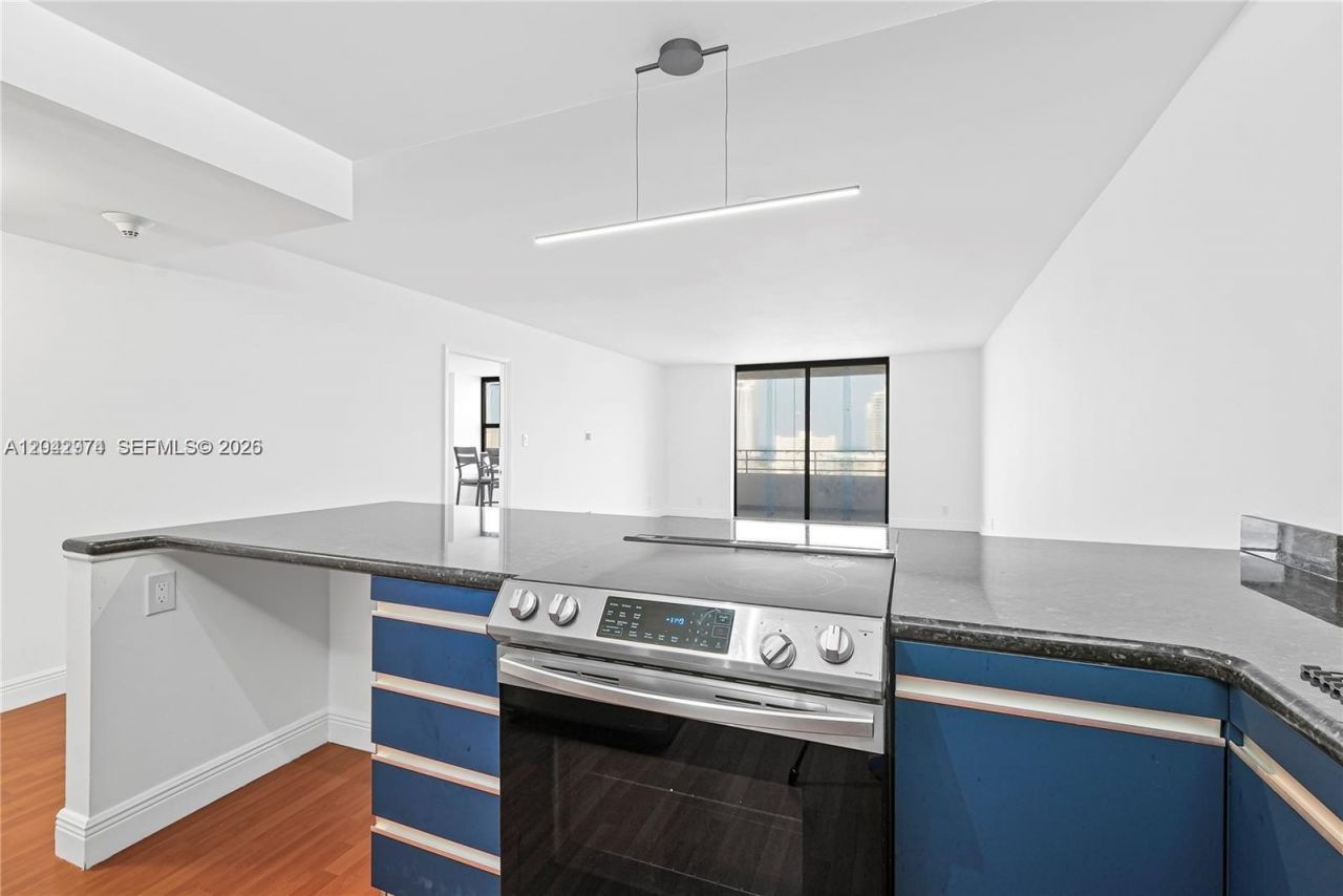 2500 Parkview Dr , Unit 1503, Hallandale Beach, FL 33009 Photo