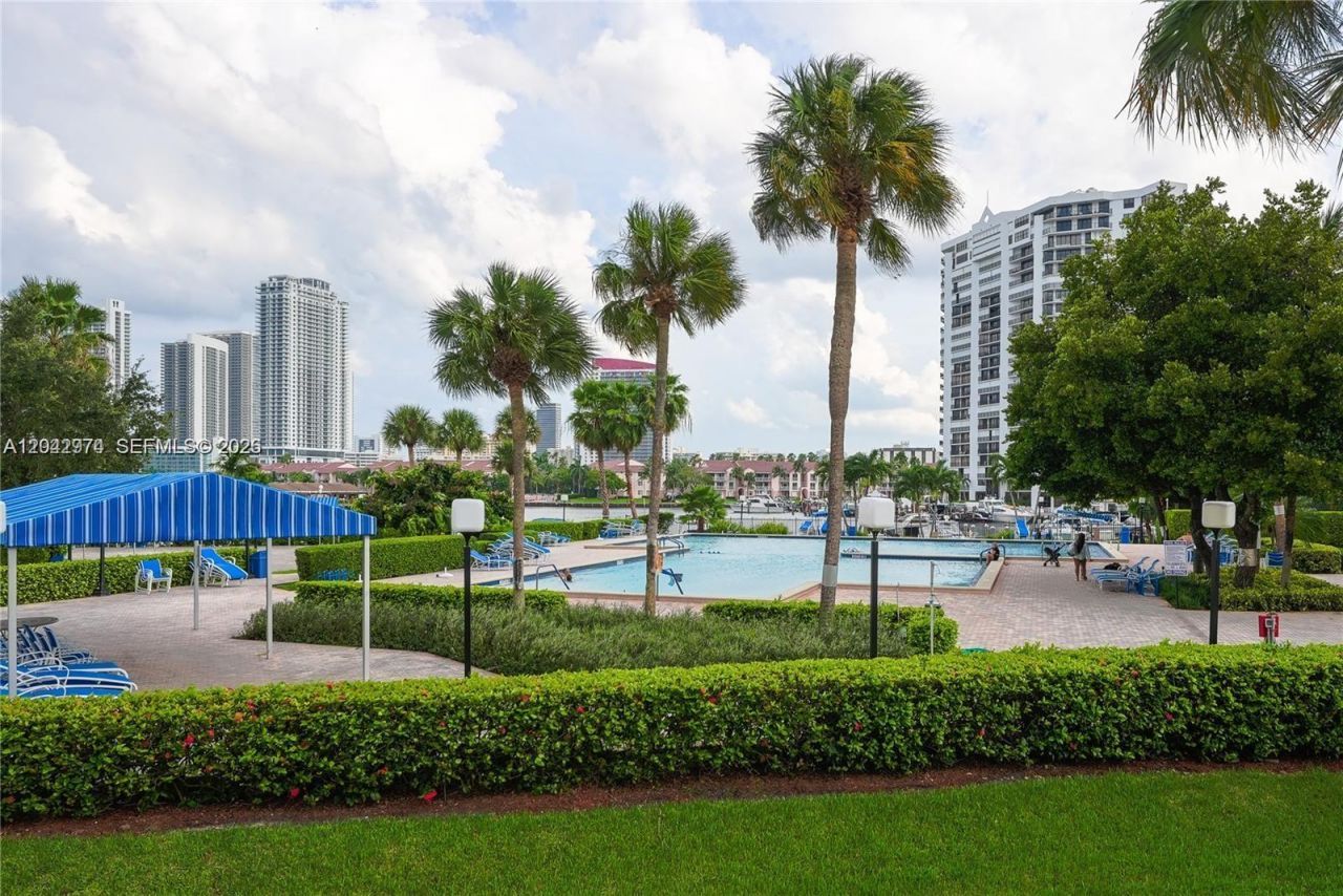 2500 Parkview Dr , Unit 1503, Hallandale Beach, FL 33009 Photo