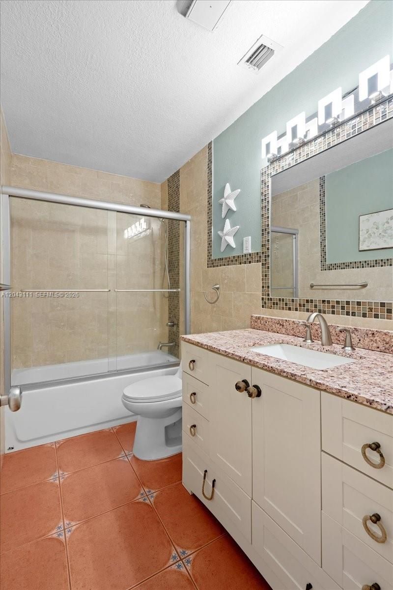 8341 SW 14th St , Miami, FL 33144 Photo