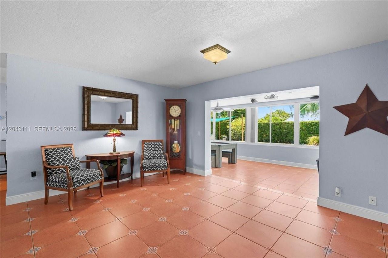 8341 SW 14th St , Miami, FL 33144 Photo