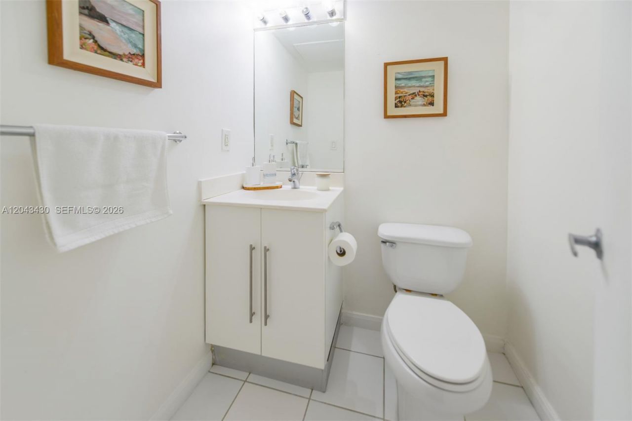 3000 S Ocean Dr, Unit 514, Hollywood, FL 33019 Photo