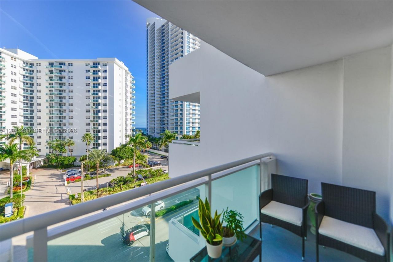 3000 S Ocean Dr, Unit 514, Hollywood, FL 33019 Photo