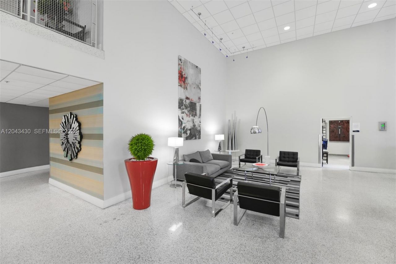 3000 S Ocean Dr, Unit 514, Hollywood, FL 33019 Photo