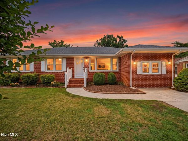 118 Rosewood Avenue, Elizabeth City, NC 27909