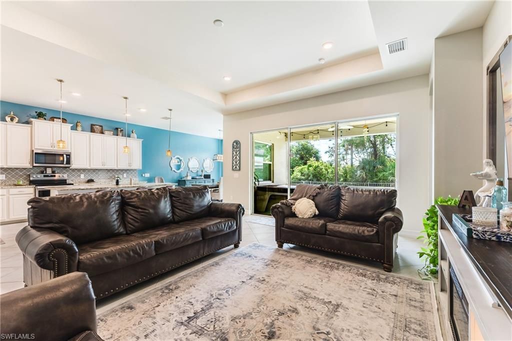 3239 Baravaldo Cir , Cape Coral, FL 33909 Photo