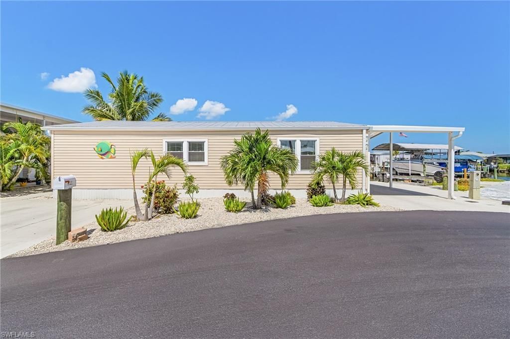 3121 Binnacle Ln , Saint James City, FL 33956 Photo