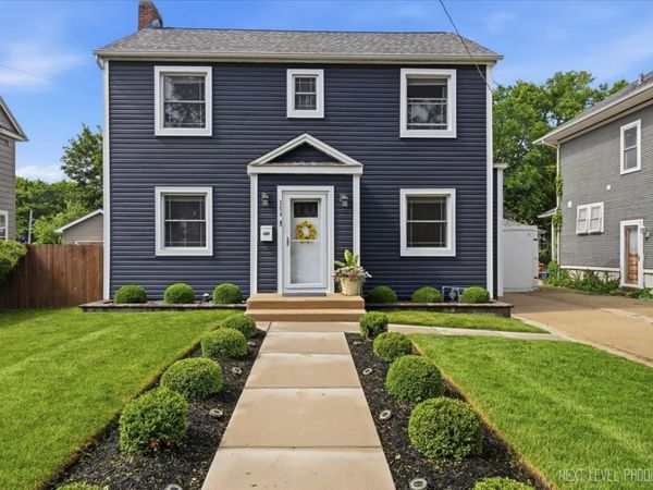 354 Jefferson Avenue, Elgin, IL 60120