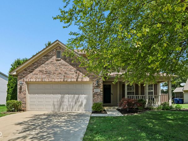 12552 Geist Cove Drive, Indianapolis, IN 46236