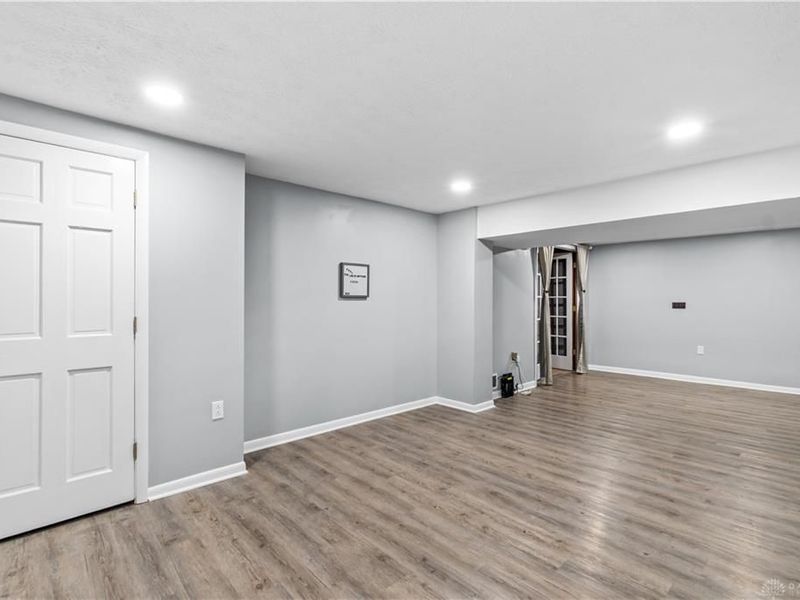 1209 S Heincke Road, Miamisburg, OH 45342 Photo 37