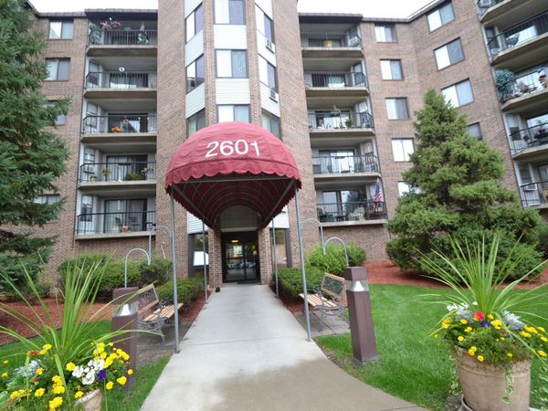 2601 Kenzie Terrace, Unit 429, Saint Anthony, MN 55418