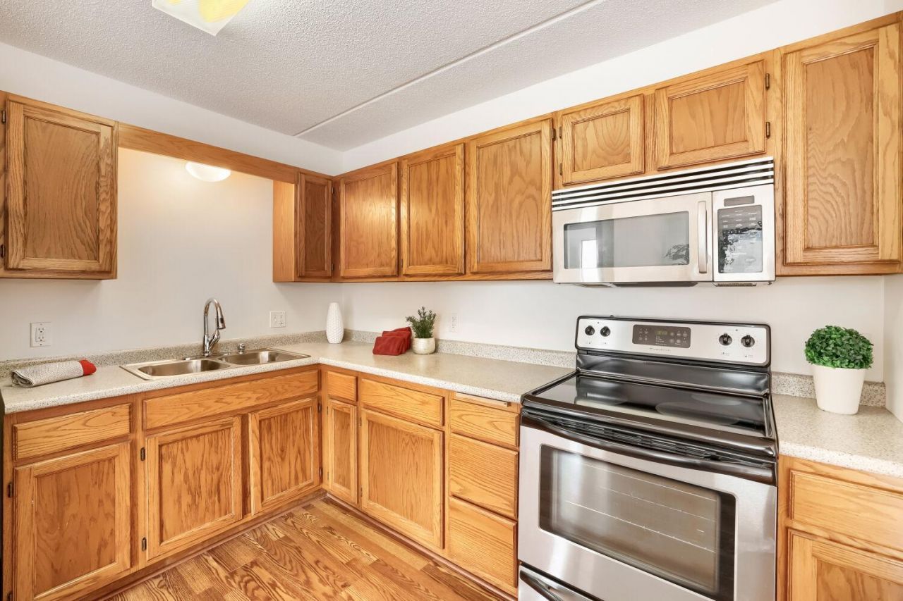 2601 Kenzie Terrace, Unit 429, Saint Anthony, MN 55418 Main Photo