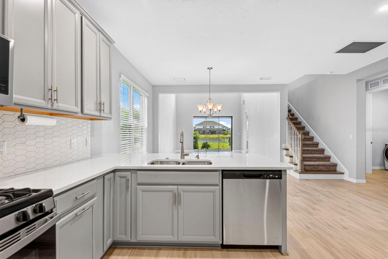 16443 Paynes Mill Drive, Bradenton, FL 34211 Photo