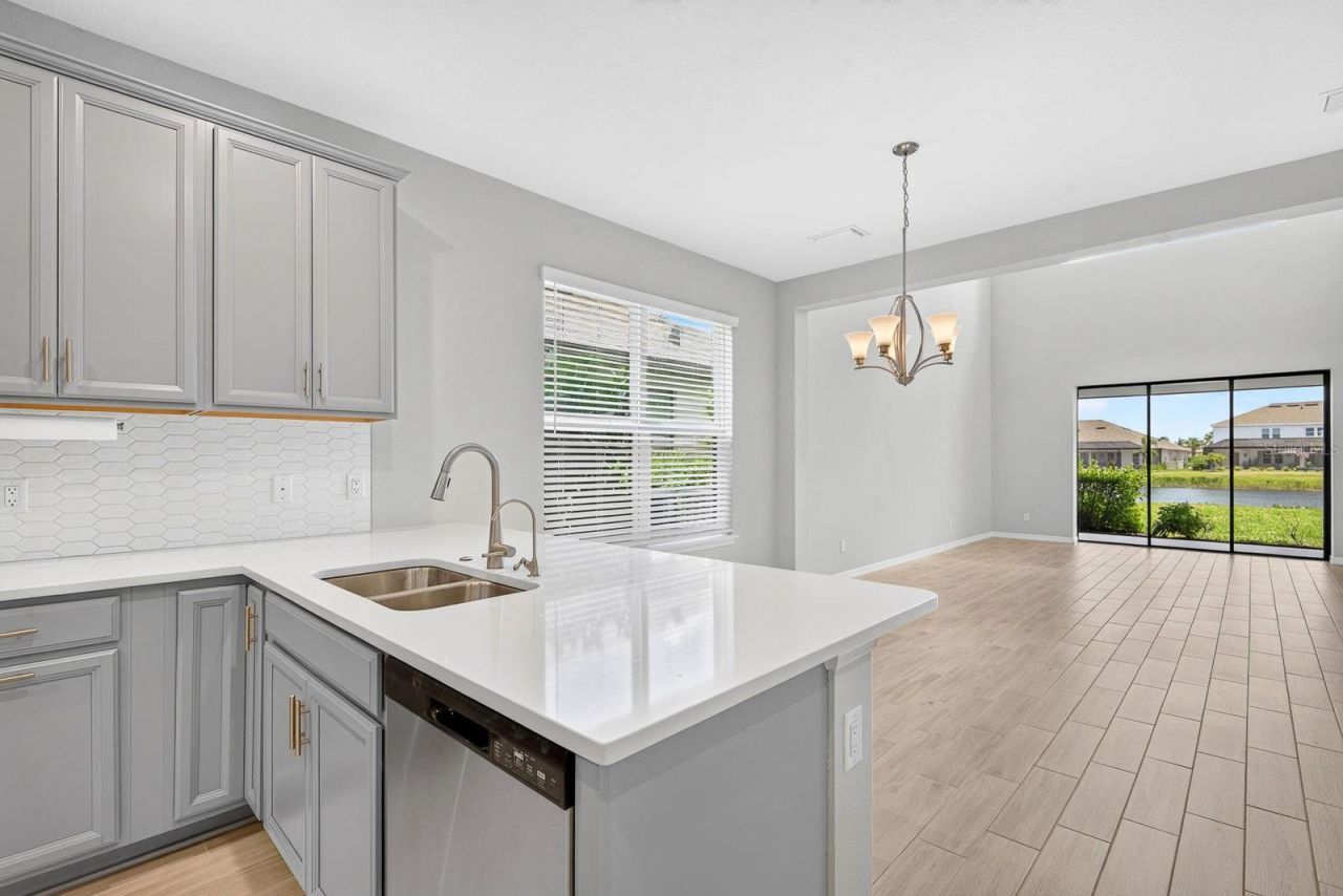 16443 Paynes Mill Drive, Bradenton, FL 34211 Photo