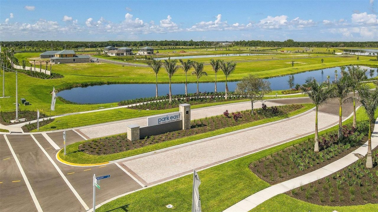 16443 Paynes Mill Drive, Bradenton, FL 34211 Photo