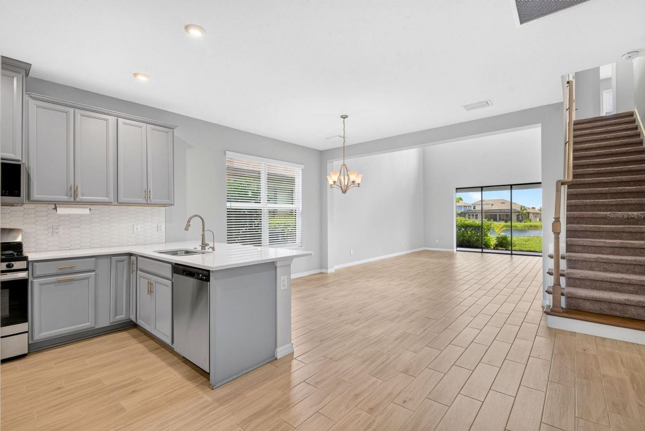 16443 Paynes Mill Drive, Bradenton, FL 34211 Photo