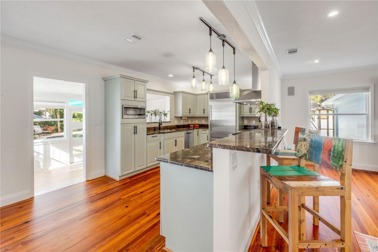506 Yupon Avenue, New Smyrna Beach, FL 32169 Photo