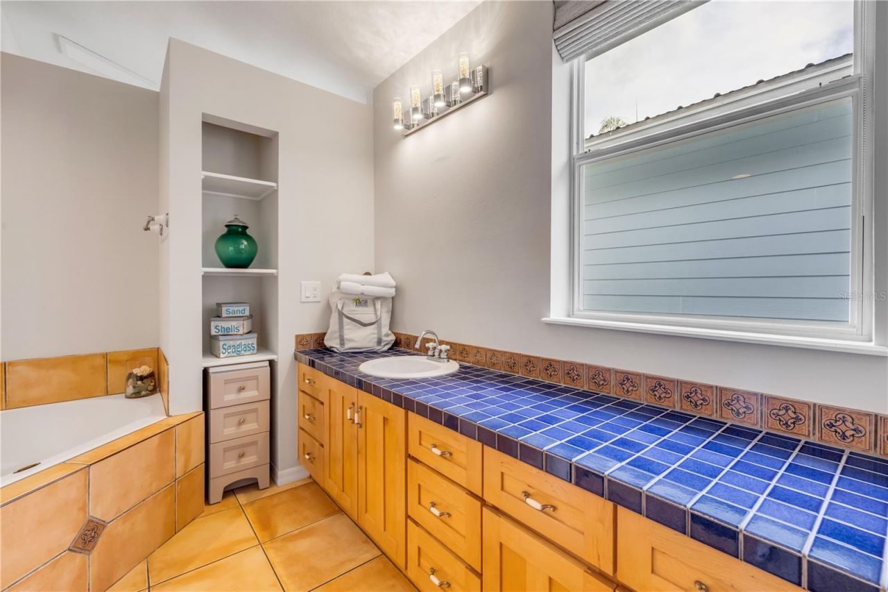 506 Yupon Avenue, New Smyrna Beach, FL 32169 Photo