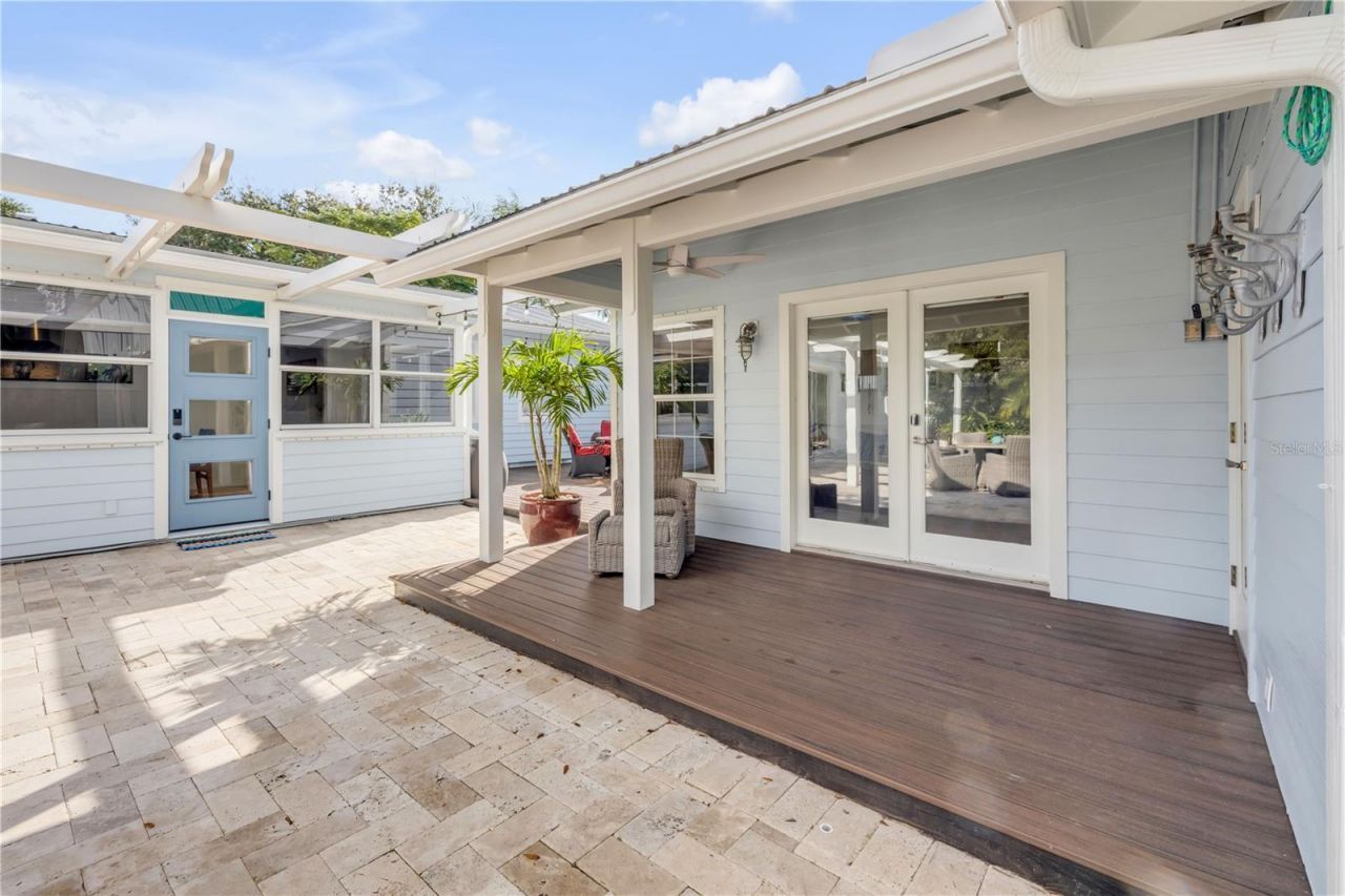 506 Yupon Avenue, New Smyrna Beach, FL 32169 Photo
